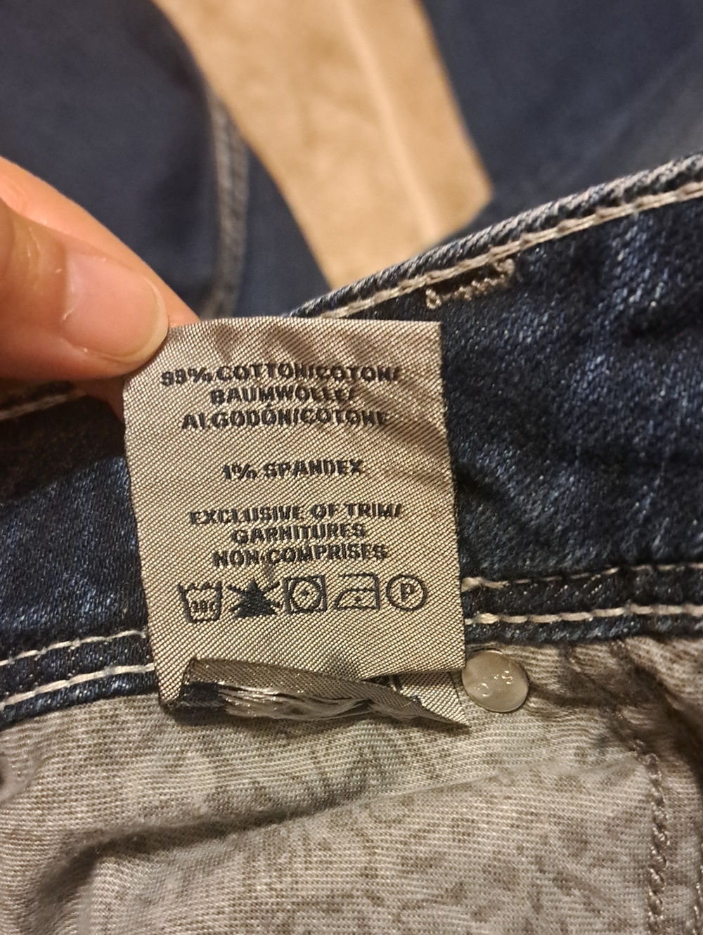 Silver Suki Capri Size 30. - Picture 11 of 13